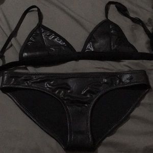 REPOSH Triangl twiggy stardust bikini size medium